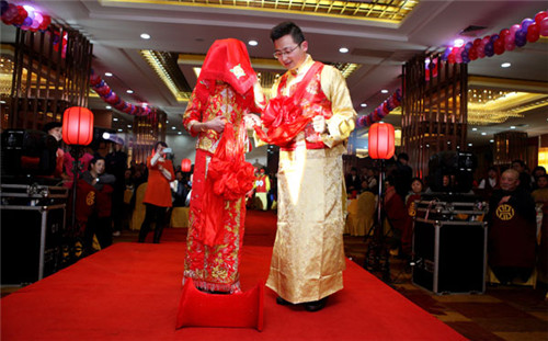 中式传统婚礼流程有哪些  中式传统婚礼的特点