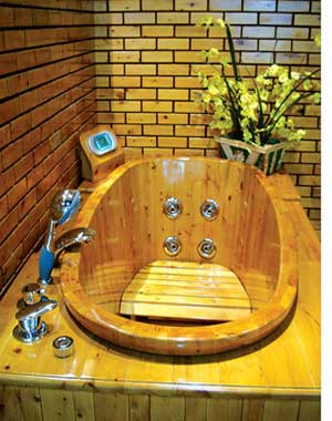 木制浴桶