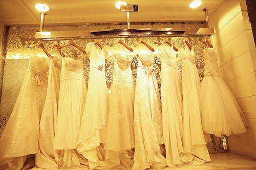 中国十大婚纱摄影排名_中国婚纱品牌排名