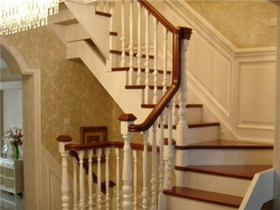阁楼小楼梯如何设计  常见的阁楼小楼梯样式