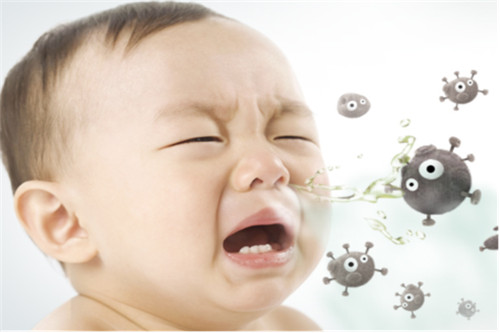 新生儿打喷嚏是如何引起的 怎样有效治疗新生