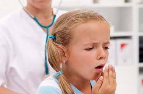 婴儿咳嗽有痰吃什么 如何缓解宝宝咳嗽症状