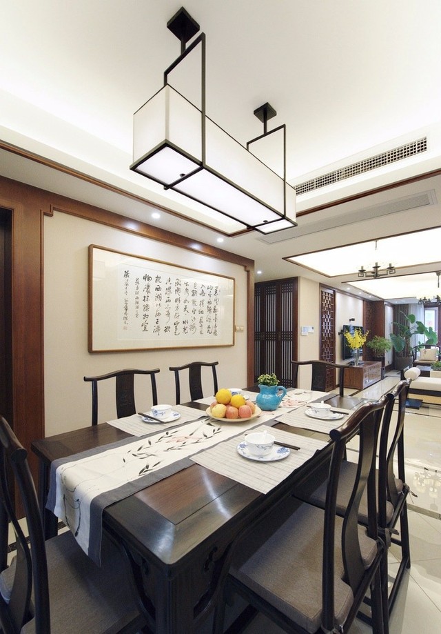 中式风格三居室餐厅装修效果图6/7