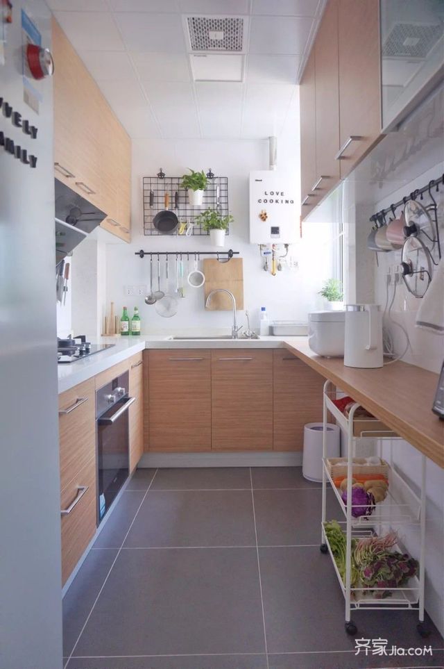 70m²宜家风格装修厨房实景图3/8