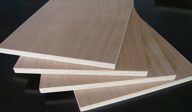 胶合板是实木板吗 胶合板的优缺点有哪些