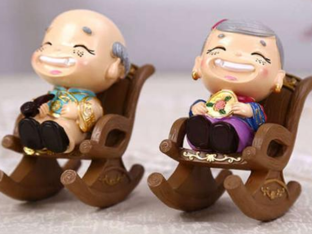 11年结婚纪念日感言 结婚纪念日送老婆什么礼物好