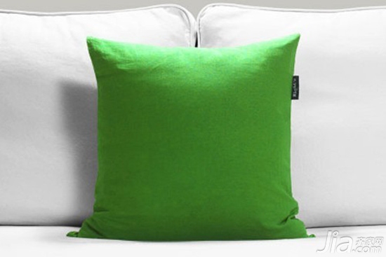 绿色亚麻靠枕