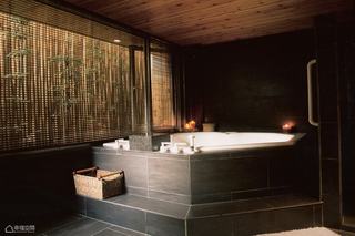 日式风格公寓简洁浴缸图片