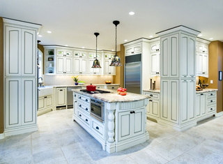 欧式风格艺术白色厨房橱柜效果图