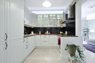 欧式风格大气黑白厨房橱柜设计图