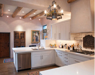 欧式风格简洁白色厨房灯光图片