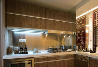 中式风格简洁暖色调厨房橱柜设计图
