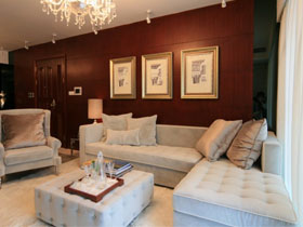 休闲布艺沙发淡淡的色调点缀着家的感觉