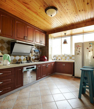 地中海风格大气暖色调厨房橱柜设计