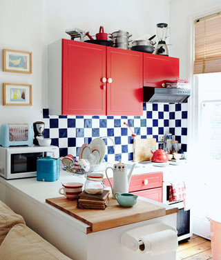 宜家风格温馨暖色调厨房橱柜效果图