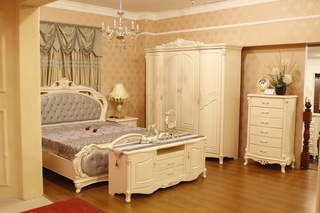 欧式风格温馨白色卧室家具效果图