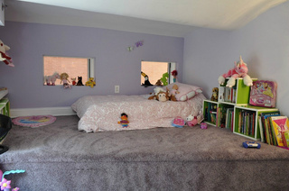 美式风格紫色儿童房家具效果图
