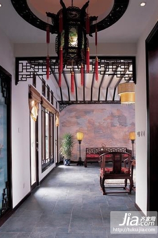 珠江国际欧美风情三居室装修效果图