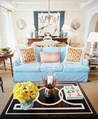 美式风格白色沙发背景墙装修效果图