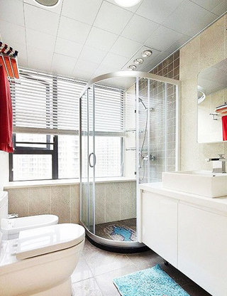 现代简约风格卫生间淋浴房图片