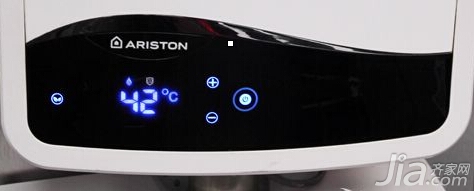 阿里斯顿热水器显示屏