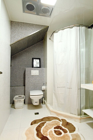 现代简约风格二居室小清新卫生间装修图片