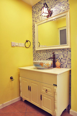 小清新黄色卫生间设计图纸