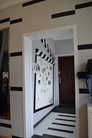 简约风格三居室黑白90平米玄关设计图