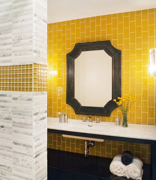 黄色卫浴间瓷砖瓷砖图片