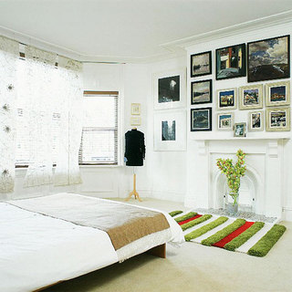 简洁白色卧室窗帘图片