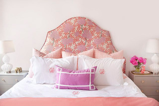 粉色欧式床头软包效果图