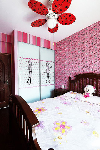粉色儿童房背景墙效果图