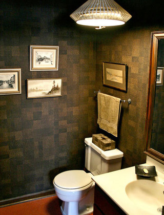 怀旧卫浴间照片墙设计