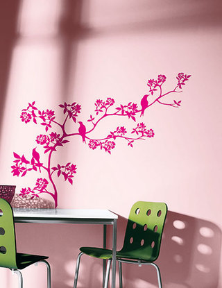粉嫩色调墙贴设计