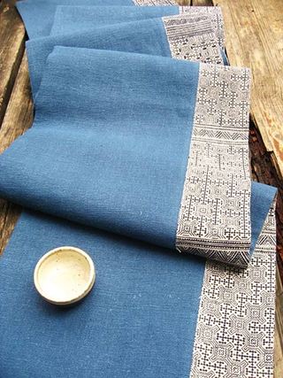 天蓝色中式风格桌布