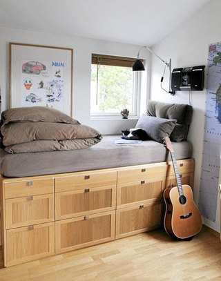 实用小户型卧室收纳床