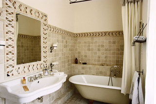 温馨古典欧美卫浴间设计