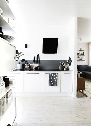 黑白厨房装修设计