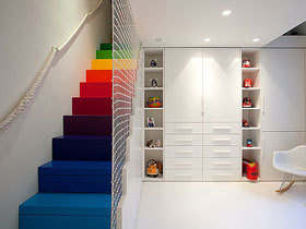 缤纷色彩的家 13款彩色楼梯设计