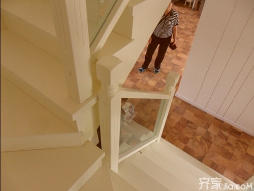 楼梯扶手高度规范