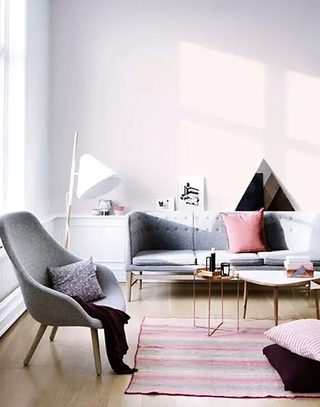 灰粉色客厅布置效果图