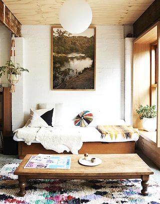 编织地毯为客厅增添艺术感
