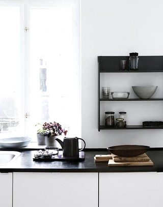 时尚经典黑白厨房设计
