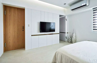 简约风卧室 白色电视背景墙设计