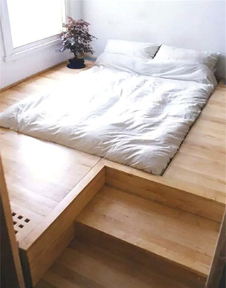 舒适卧室地台床装修效果图
