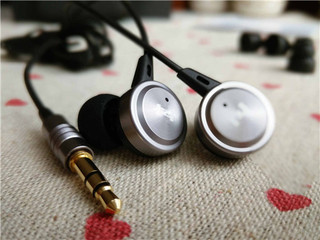 性价比高的hifi耳机品牌 聆听音乐的质感