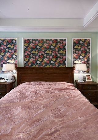 古典法式卧室 花色背景墙欣赏