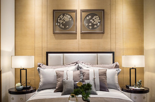 139平中式风格样板房床头背景墙图