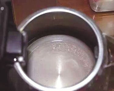 壶里的水垢怎么去除，水壶要怎么清洁和保养？