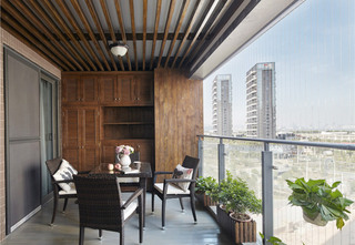 138平美式四居室阳台设计图